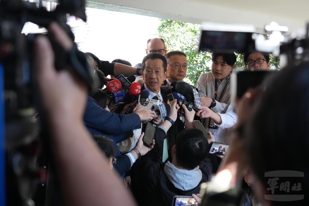 顧部長證實尋獲F-16黑盒子　後續待原廠解讀訊號