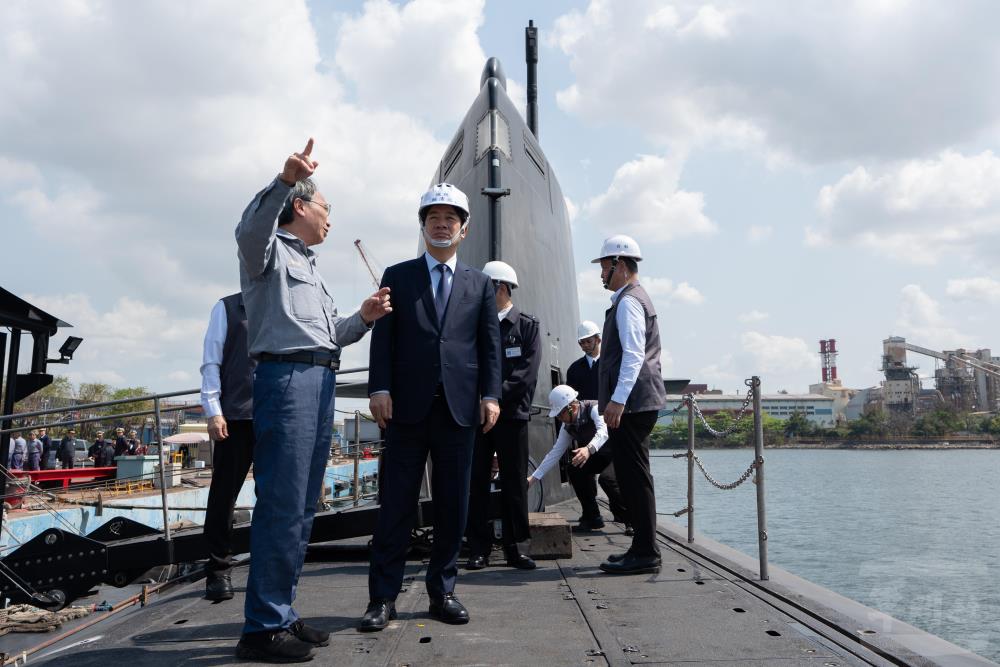 賴總統視導高雄地區海軍部隊 強調有實力才有和平 賴總統視導高雄地區海軍部隊 強調有實力才有和平