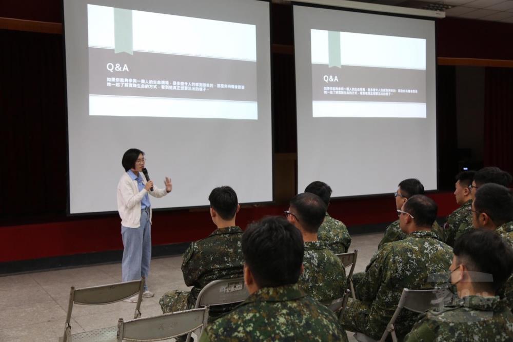 333旅辦理心輔志工座談 強化危安防處能量 333旅辦理心輔志工座談 強化危安防處能量