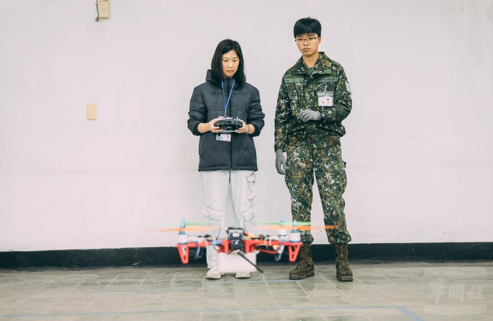 國防科學體驗營。（軍聞社資料照片）