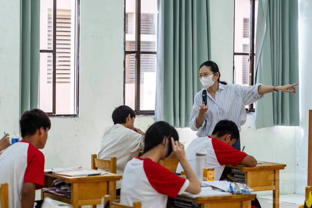 光復商工學生恢復正常上課。（軍聞社記者蔡枋澐攝）
