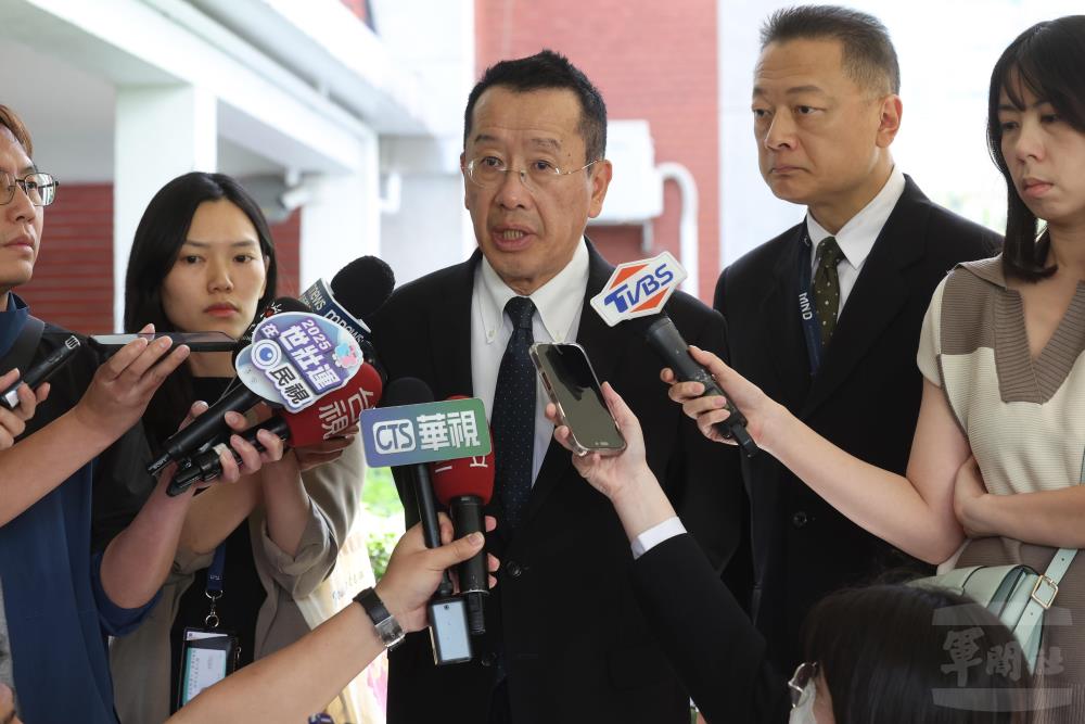 顧部長：國軍持續提升自我防衛力量　嚇阻中共威脅進犯