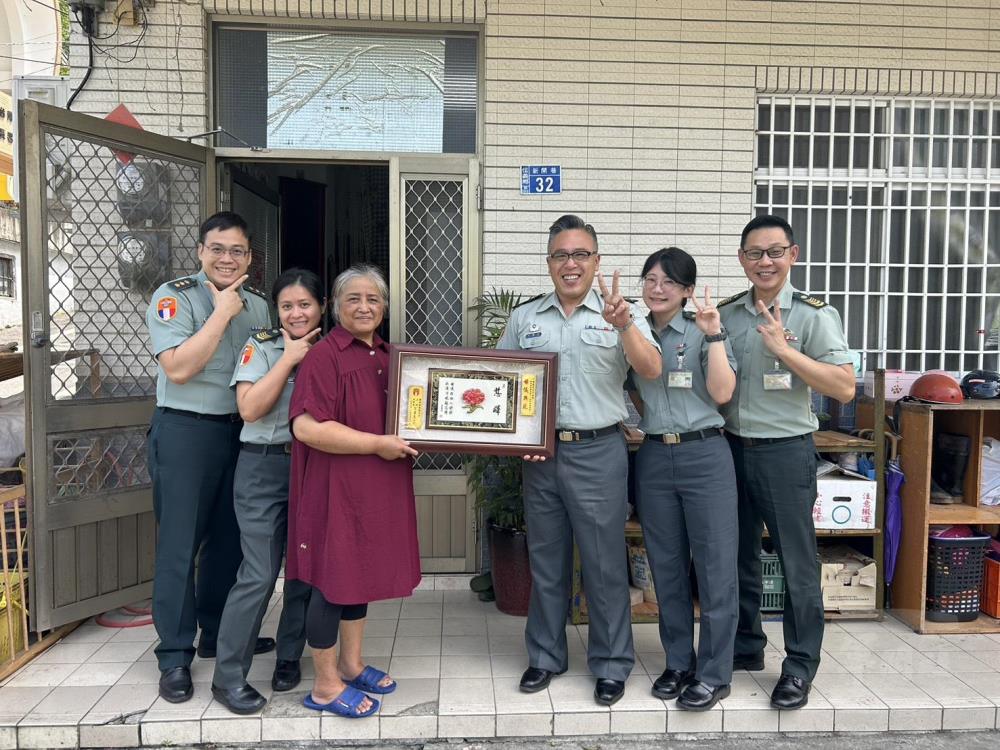 國防部勤務大隊表揚模範母親　弘揚母儀典範