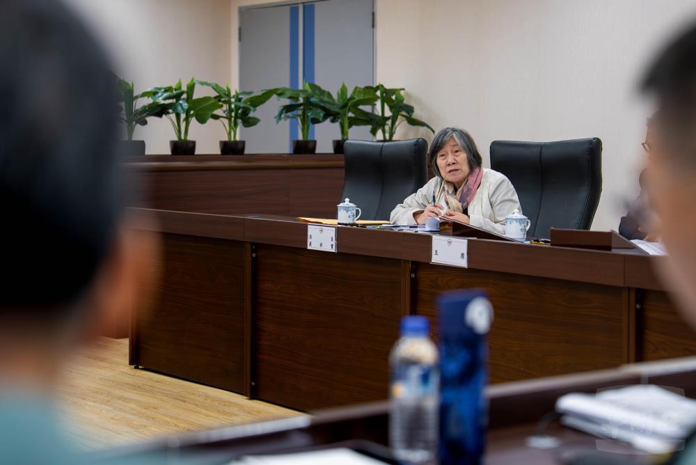 嚴祥鸞委員提出建言。（軍聞社記者尤昱翔攝）