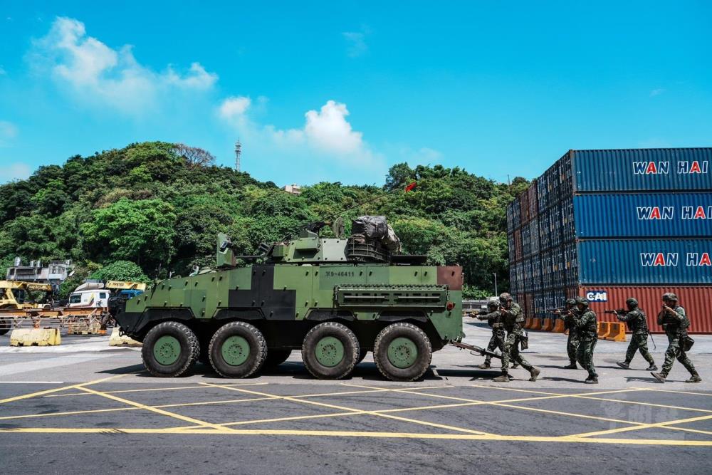 第三作戰區官兵執行要港防護演練。（青年日報提供）