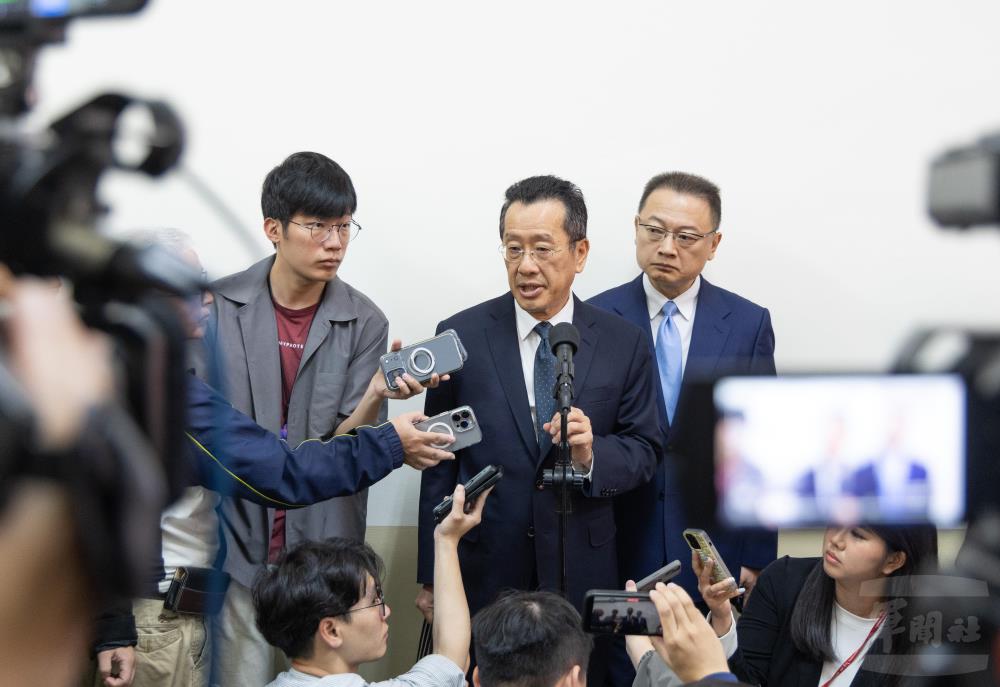 顧部長：國防特別條例依整體作戰需求規劃　期望委員支持