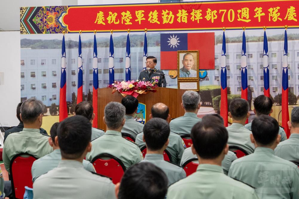 陸勤部1日舉辦慶祝70週年隊慶大會。（軍聞社記者王進福攝）