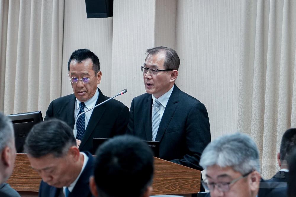 採購室主任趙中將說明國軍軍品採購策略精進作為。（軍聞社記者劉哲宇攝）