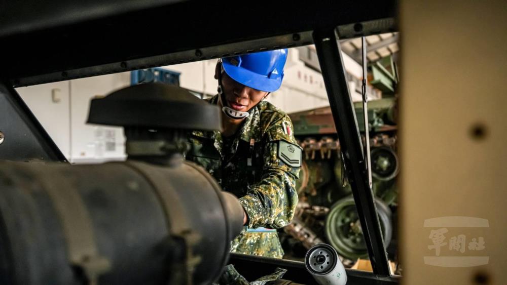 聯兵564旅主官裝備檢查　