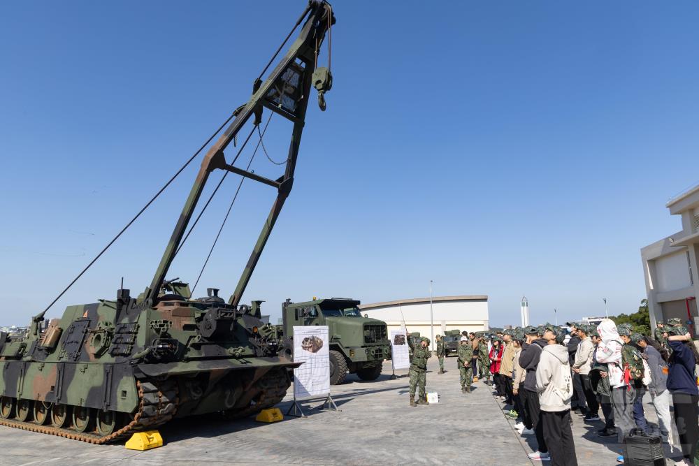 M88A2救濟車介紹。（軍聞社記者吳柏融攝）