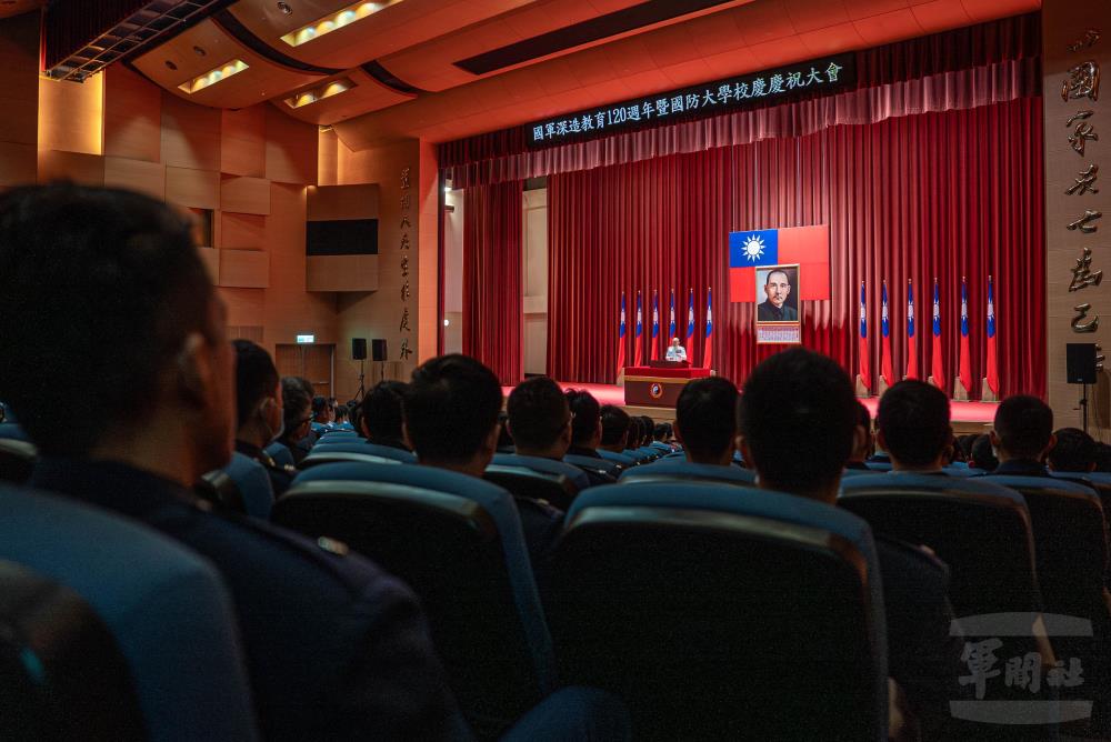 國軍深造教育120週年暨國防大學校慶　唐華勉培養獨立思辨能力