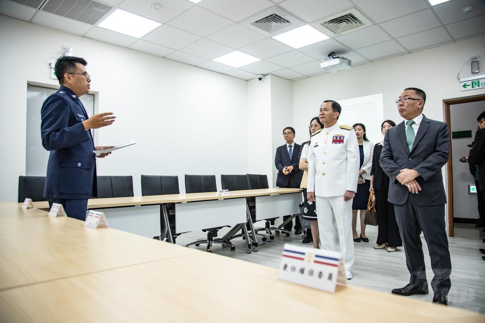 官兵權益保障會審議室，提供法律協助與諮詢服務。(軍聞社記者王茗生攝）