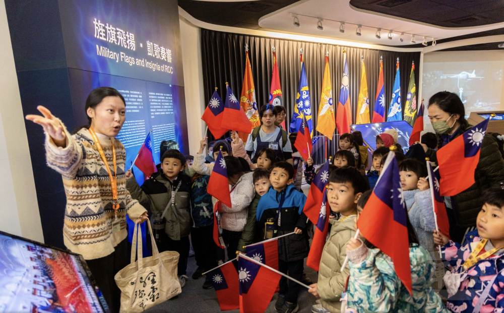 大直非營利幼兒園參訪博愛營區　深化全民國防教育