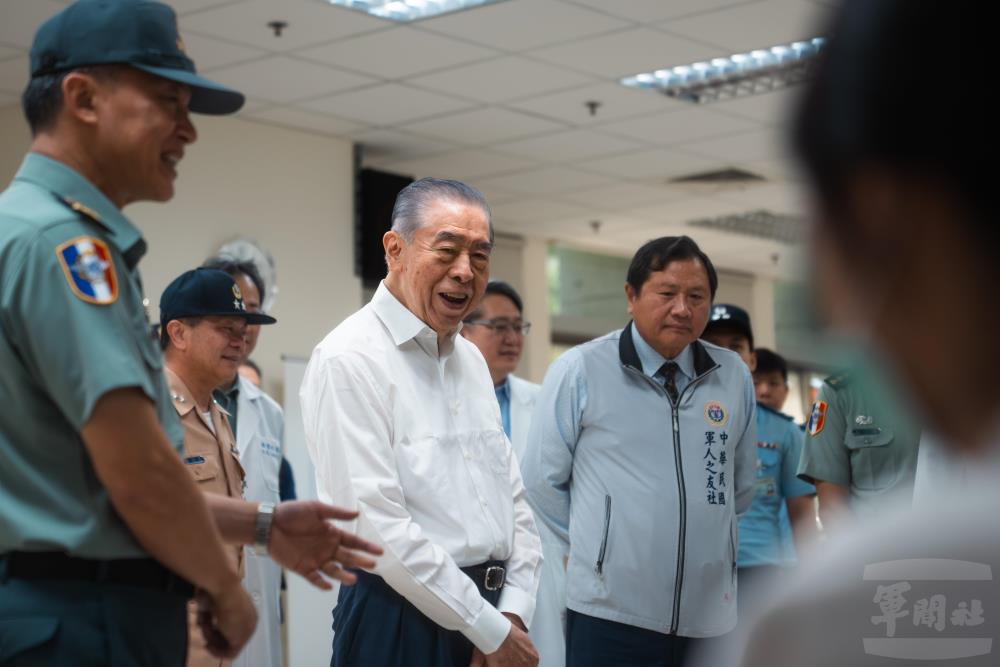李棟樑慰訪三總巡迴醫療活動　肯定醫護人員為民服務辛勞