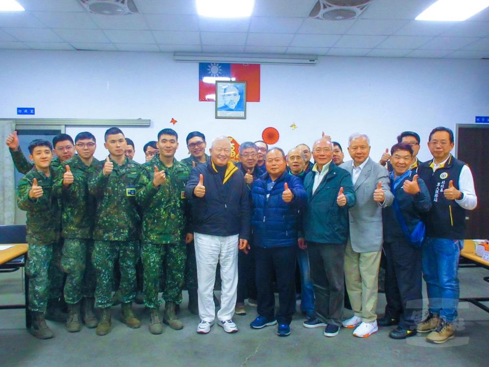 基隆軍人服務站率團春節敬軍　感謝官兵守護家園