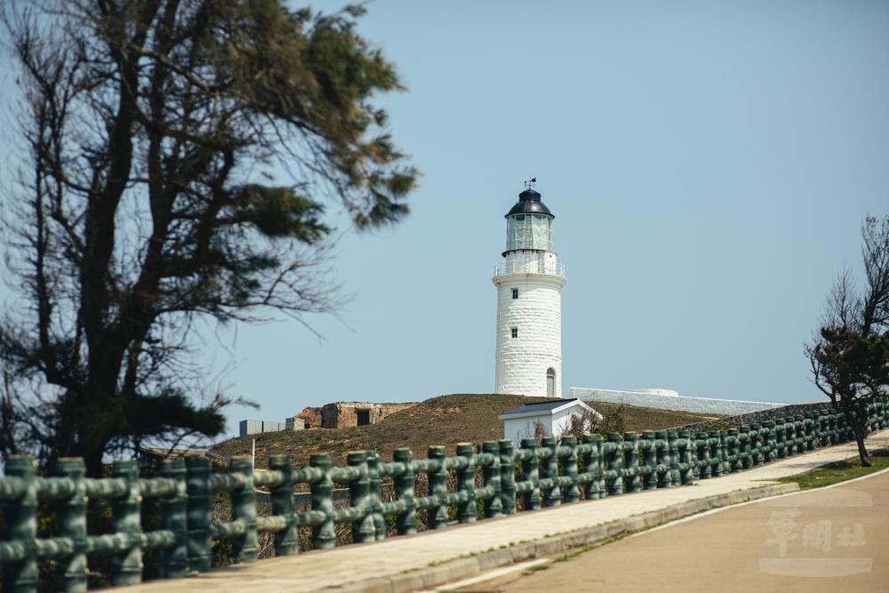 東莒島燈塔　屹立百年守望海疆