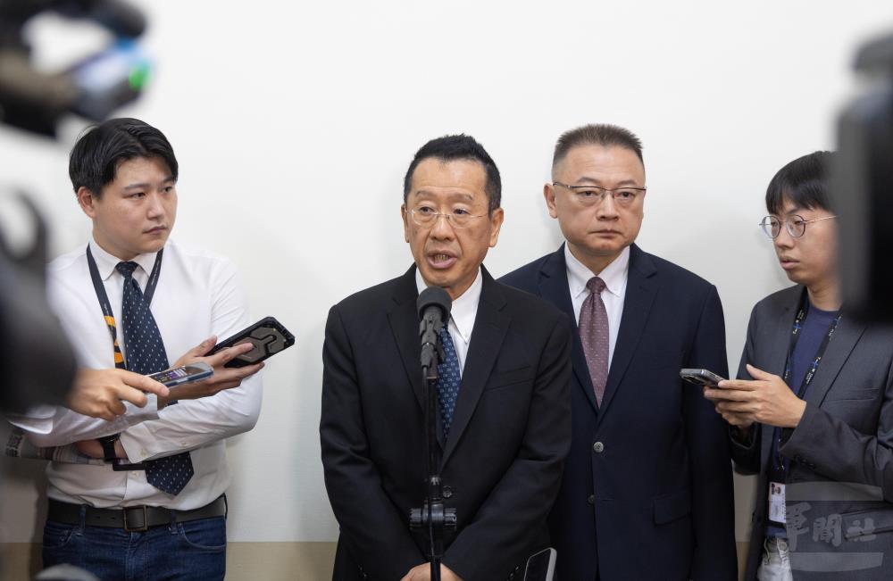 顧部長：T-34型教練機尚未屆壽　空軍正依程序規劃建案