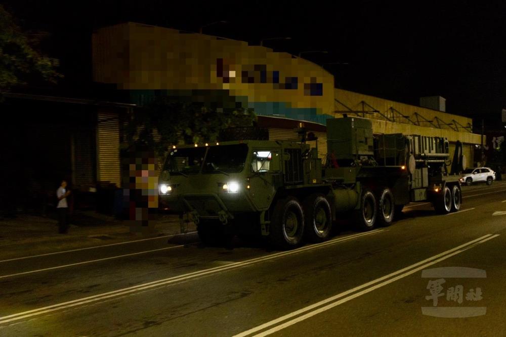 空軍防空部隊5日夜間依令完成機動部署。（軍聞社記者林澤廷攝）