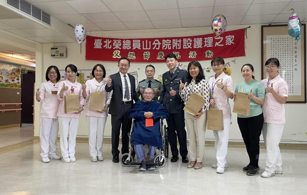 軍備局表揚國防部模範父親　弘揚父德典範