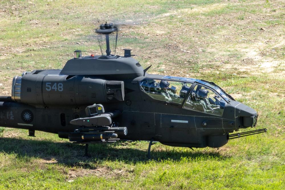 AH-1W攻擊直升機具備優異的全天候作戰能力。（第四作戰區提供）