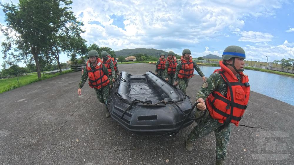 陸軍第53工兵群工兵支援營橋二連日前實施工兵專業專長訓練。（53工兵群提供）