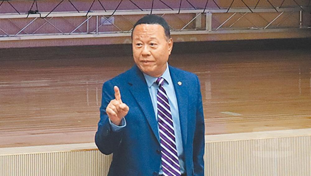 國防部副部長柏鴻輝9日主持「全民國防教育-社會教育種子教官培訓講習」開訓。(政戰局提供) 國防部副部長柏鴻輝9日主持「全民國防教育-社會教育種子教官培訓講習」開訓。(政戰局提供)