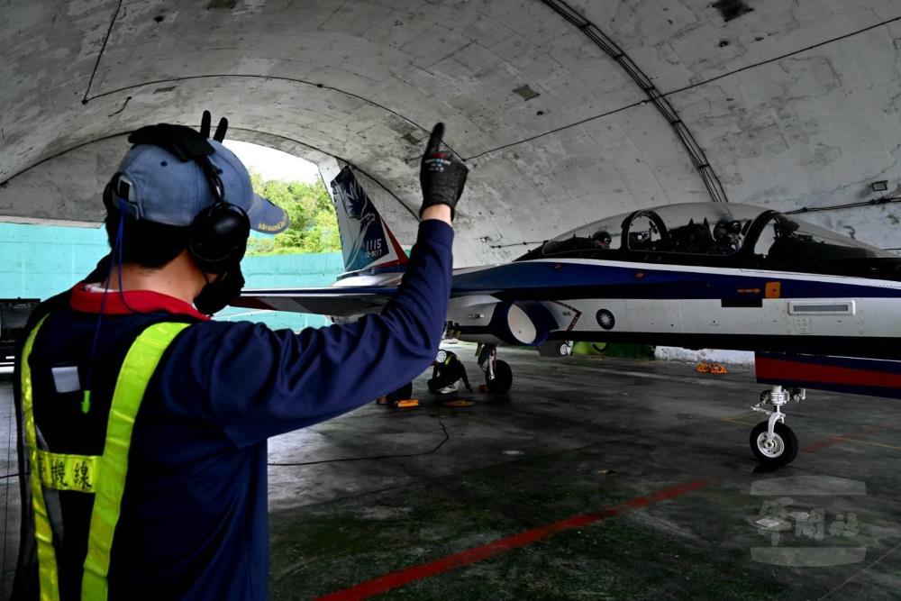 勇鷹高教機恢復飛行訓練。（擷取自中華民國空軍臉書）