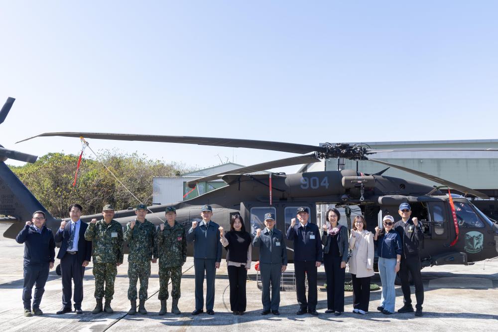 立委考察中部陸航駐軍　關注無人機運用與戰備整備