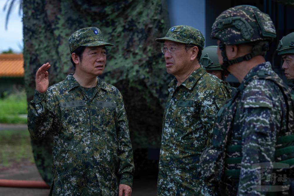 賴總統視導濱海打擊程序演練。（軍聞社記者王進福攝）