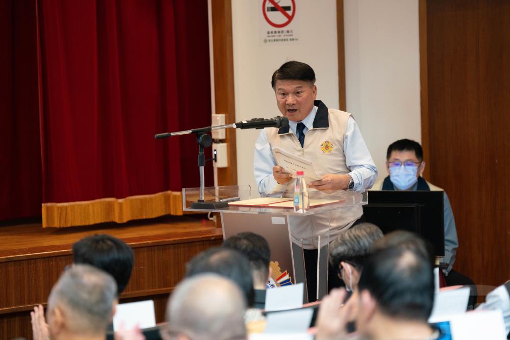 輔導會服務照顧處羅處長針對「服務照顧工作概況」進行報告。（軍聞社記者林庭暉攝）