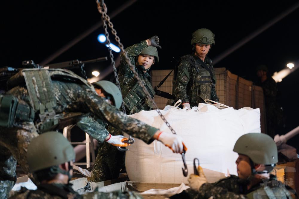 官兵展現高昂士氣與扎實訓練成果，建構首都圈戰略縱深。（軍聞社記者陳彥樺攝）