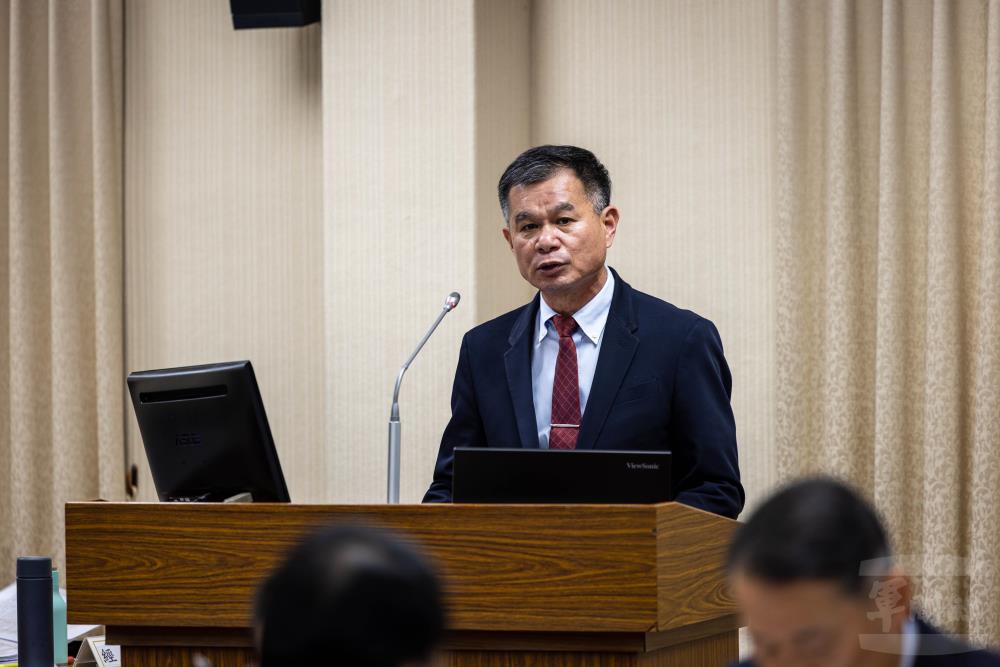 國防部戰略規劃司司長黃文啓中將實施報告。（軍聞社記者蔡枋澐攝）