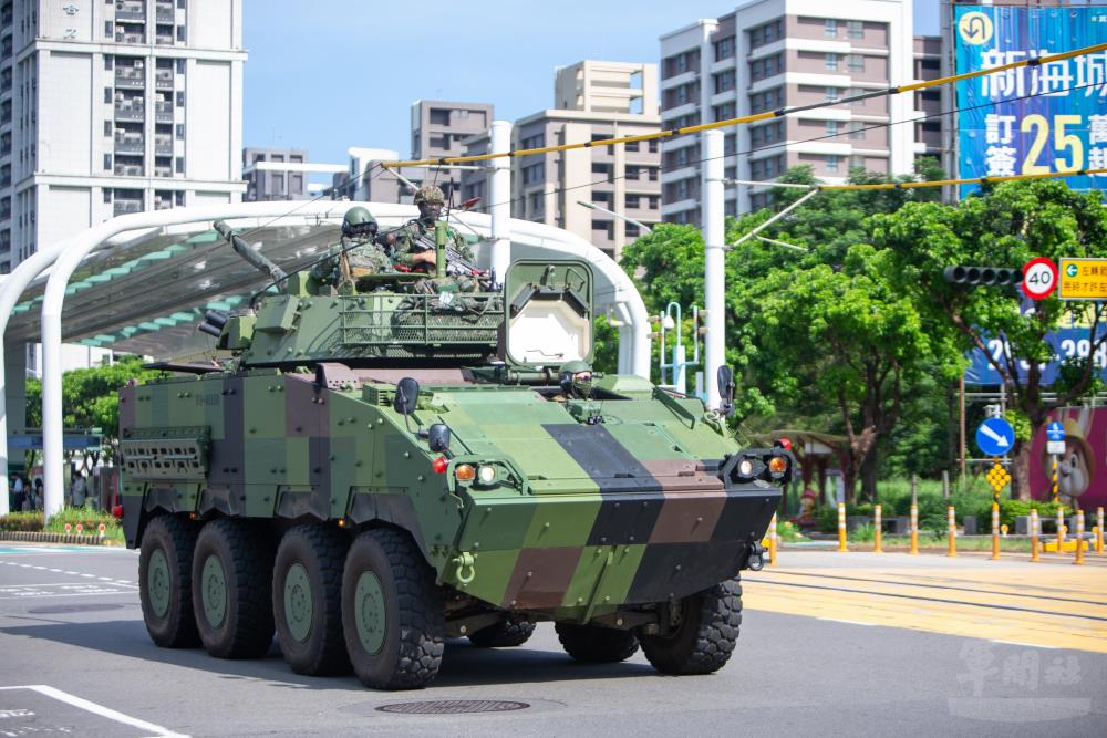 第三作戰區16日在新北地區實施縱深防禦逐次抵抗演練。(軍聞社記者王進福攝) 第三作戰區16日在新北地區實施縱深防禦逐次抵抗演練。(軍聞社記者王進福攝)