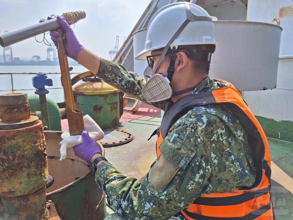五支部補油庫油輪進儲作業 確維補給作業量能 五支部補油庫油輪進儲作業 確維補給作業量能