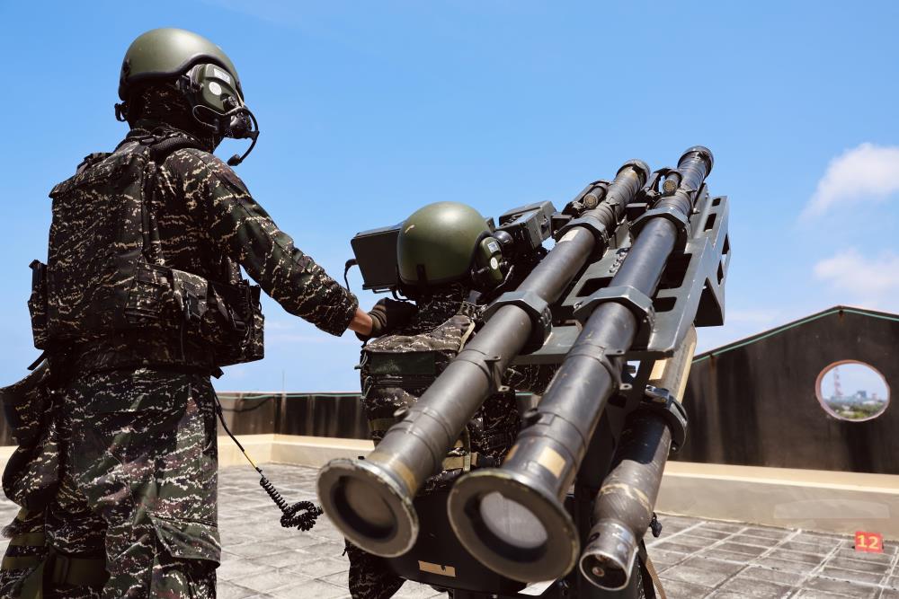 防空警衛群於防空陣地實施要港防空作為。（海軍陸戰隊防空警衛群提供）