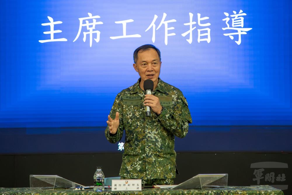 鍾副部長強調，各項演練經驗制度化，可確保戰時能迅速整合各方醫療資源，發揮最佳醫療救援效能，提升整體應變能力。（軍聞社記者王進福攝）