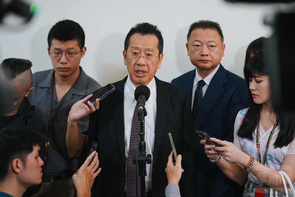 顧部長:審慎推進無人機反制系統建案 強化自我防衛與嚇阻能力 顧部長:審慎推進無人機反制系統建案 強化自我防衛與嚇阻能力