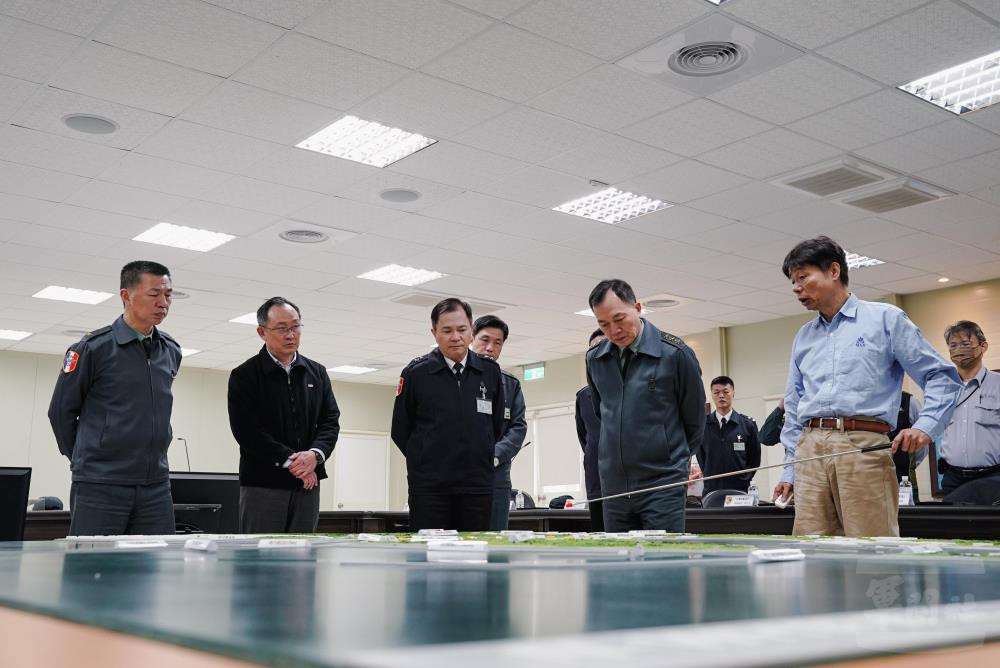 The Deputy Minister CHUNG inspected the Navy's Weihai Project, urging its timely completion with high quality