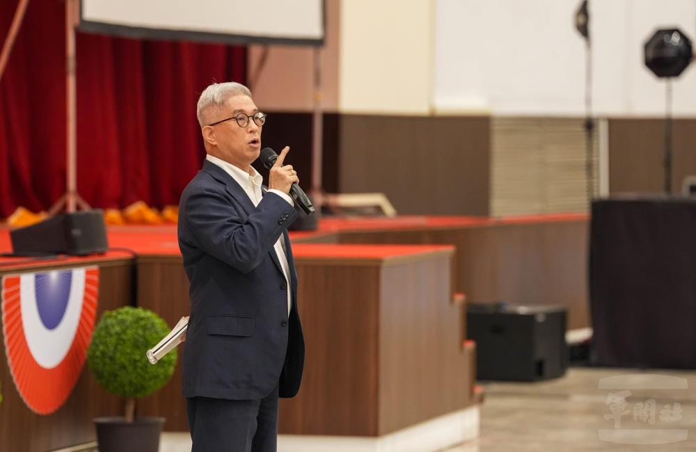 Vice Minister Hsu Encourages Newly Commissioned Officers to Uphold Their Patriotic Convictions and Defend National Security