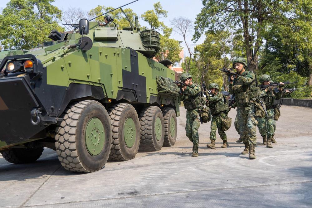 The Armored 586 Brigade Takes the Combat Readiness Test to Enhance the Combat Response Capability of Troops